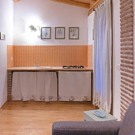 Le Male Terre Etna - 7 Guests *