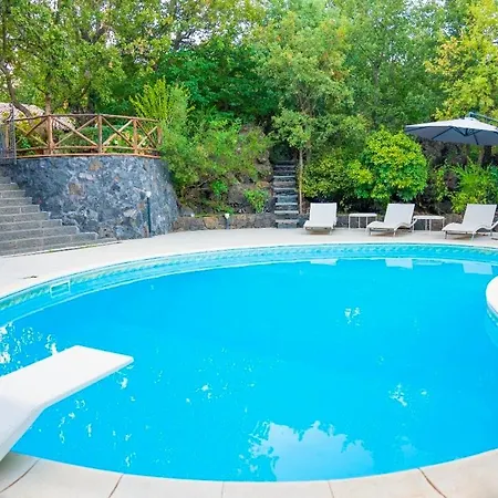 Le Male Terre Etna - 7 Guests Vila *